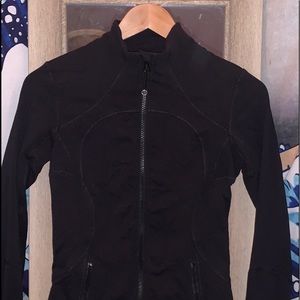 Black Lulu Lemon Fitted Zip Up